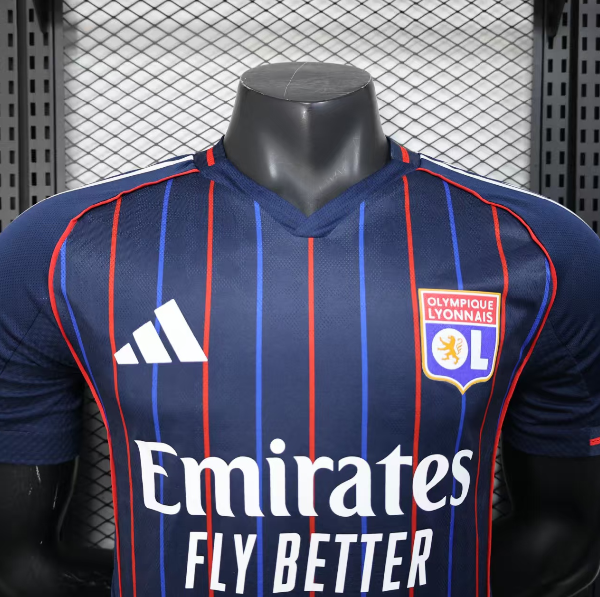 2025-26 olympique Lyonnais Visitante Jersey de futbol – Version jugador 3
