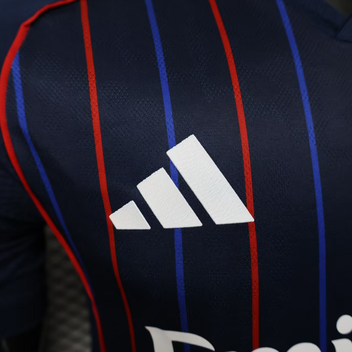 2025-26 olympique Lyonnais Visitante Jersey de futbol – Version jugador 4